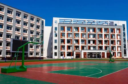 阜阳医药管理学校